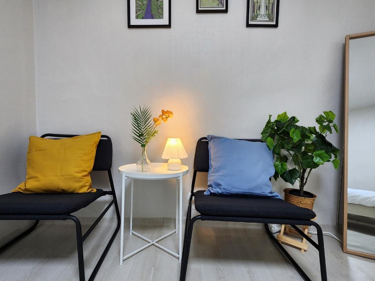 Raum Apartment